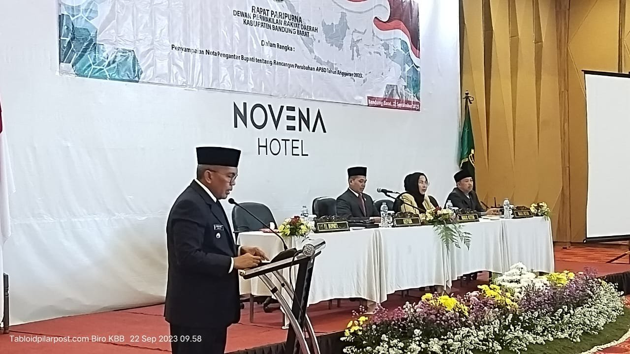 Rapat Paripurna DPRD, Pj Bupati Sepakati RAPBD Perubahan KBB Anggaran 2023 Diarahkan Kepada Pelayanan Masyarakat