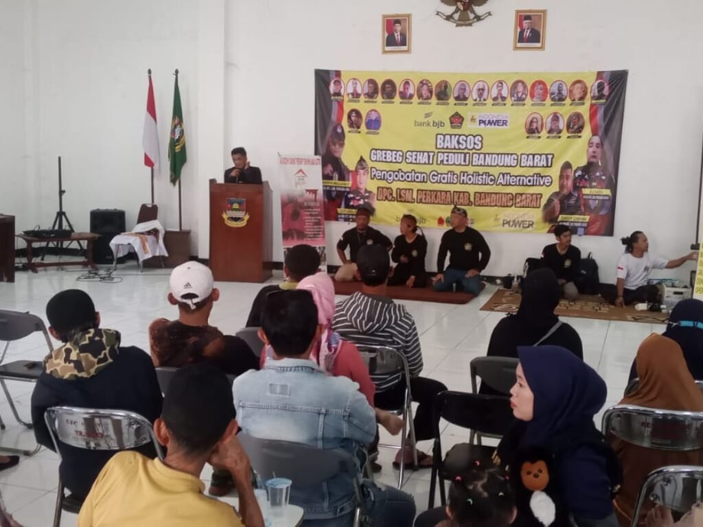 LSM Perkara DPC KBB Gelar Bakti Sosial Pengobatan Gratis