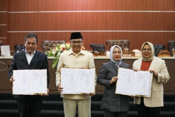 Rapat Paripurna Persetujuan Bersama APBD-Perubahan Tahun Anggaran 2023 Berlangsung Lancar