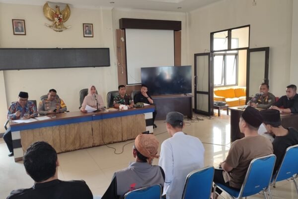 Himpunan Muslim Samarang & Majelis Ta’lim Resah Karena Aktivitas Ahmadiyah, Peredaran Narkoba, Miras dan Seks Bebas di Desa Sukakarya