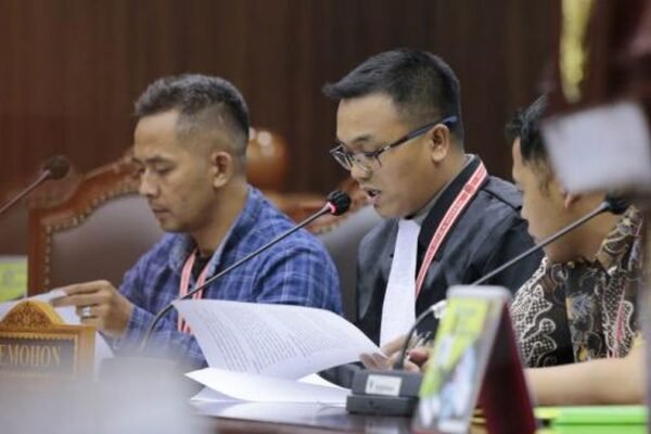 Hukum Sebagai Alat Pengubah Masyarakat, “Pemerintah Indonesia Lebih Serius Dalam Pembentukan Hukum Dari Pada Penegakan Hukum”