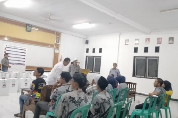 H. M. Muhyi Incumbent Kades Mekargalih Jatiluhur Purwakarta Terpilih Kembali Periode 2023-2029