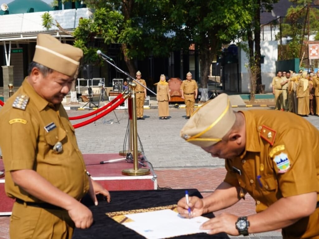 Karirnya Mulus, Ir. Haeruman Nahkodai Dinas Pertanian Garut