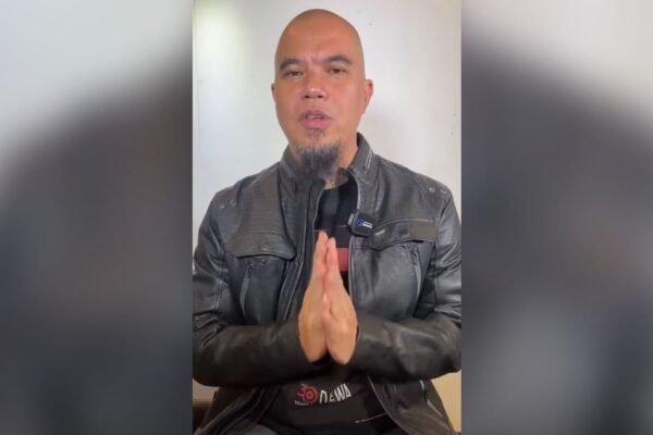 Buntut Kampanye di Kawasan Militer Ahmad Dhani Sampaikan Permohonan Maaf
