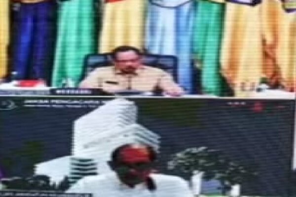 Secara Virtual, Rapat Koordinasi Inflasi Daerah Pj Bupati Didampingi Sekda Purwakarta Bersama Mendagri