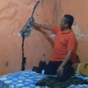 BPBD Garut Asesmen Rumah Warga di Wanaraja Yang Rusak Akibat Gempa M 5,6