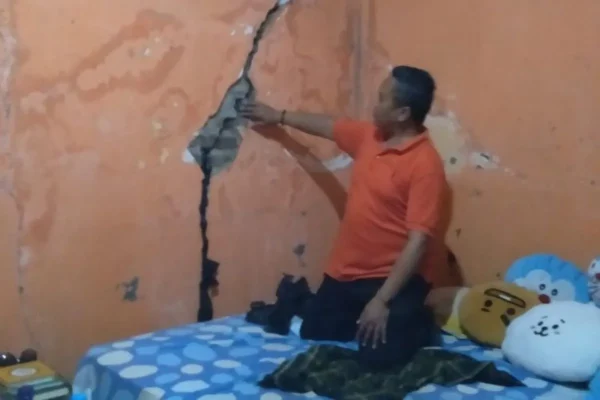 BPBD Garut Asesmen Rumah Warga di Wanaraja Yang Rusak Akibat Gempa M 5,6