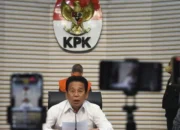 Usai Ditetapkan Tersangka, KPK Langsung Tahan Sekjen Kementan KS