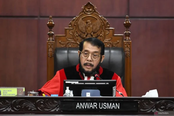 Ketua MK Anwar Usman Pimpin Sidang Putusan Batas Usia Capres-cawapres