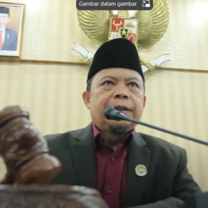 Sosok Ketua DPRD Kota Bekasi H. M Saifuddaullah, SH., MH., M. Pd.I Selalu Berbaik Sangka dan Gemar Olahraga