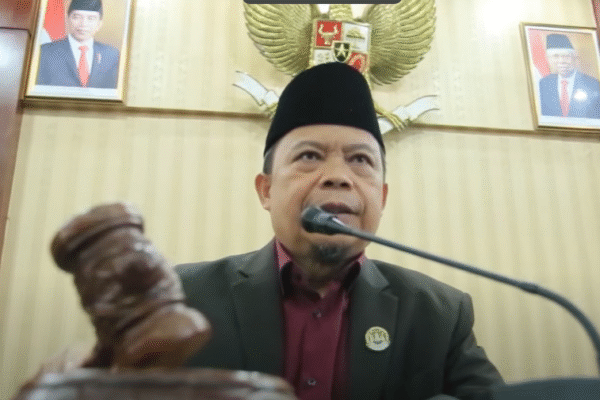 Sosok Ketua DPRD Kota Bekasi H. M Saifuddaullah, SH., MH., M. Pd.I Selalu Berbaik Sangka dan Gemar Olahraga