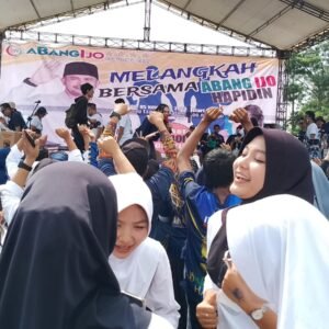 Jalan Santai Di Sukatani Purwakarta Bersama Abang Ijo Hapidin