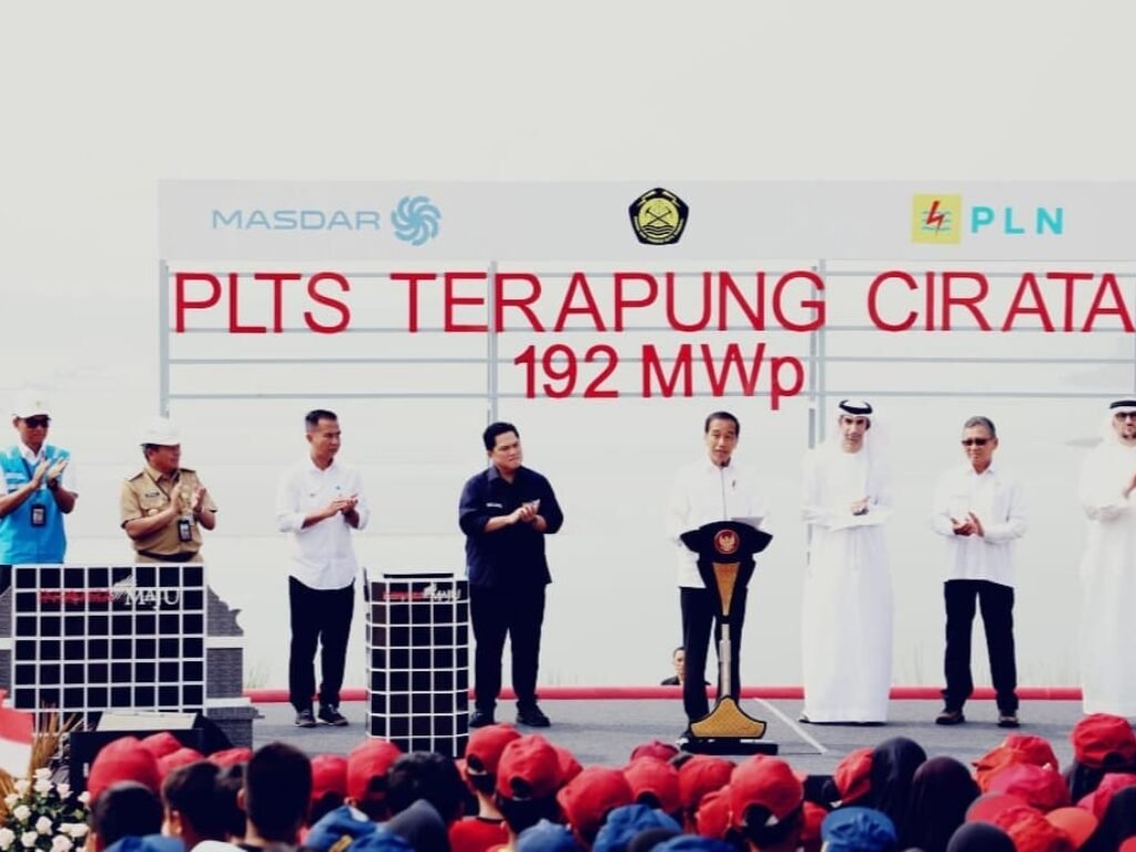 Pembangkit Listrik Tenaga Surya Terapung Cirata Diresmikan Presiden Jokowi