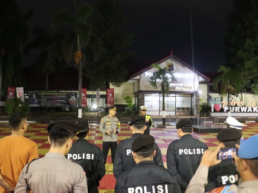 Petugas Gabungan Polres Purwakarta Bersama TNI Dan Satpol PP Gelar Patroli KRYD