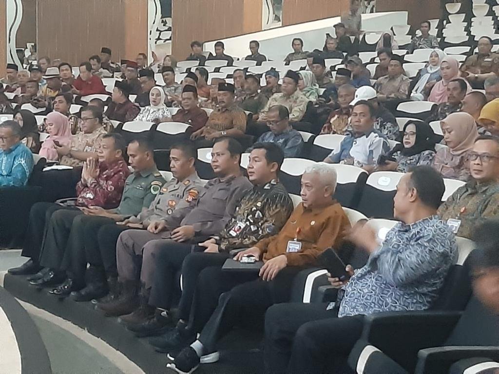 Kapolsek Purwakarta Mewakili Kapolres Hadiri Rakor High Level Meeting Tim Pengendalian Inflasi Daerah 2