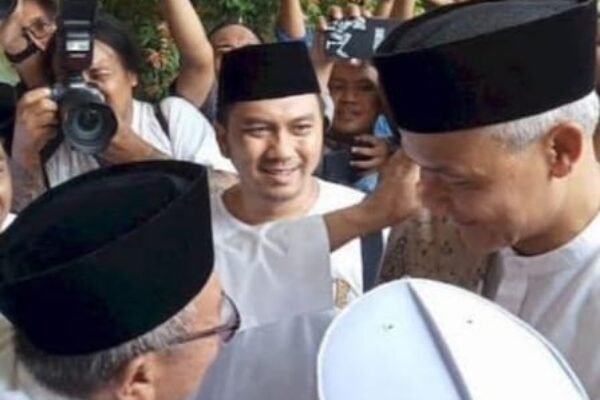 Silaturahmi Ganjar ke Ponpes Al Muhajirin Purwakarta Bahas Undang-undang Pesantren Yang Menguntungkan