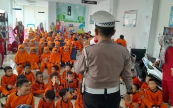 Polisi Sahabat Anak, Polres Purwakarta Kunjungi TK Al-Muhajirin