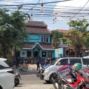 Ratusan Personel Polres Purwakarta Amankan Aksi Buruh Dibeberapa Titik Keramaian Hingga Perbatasan Bandung