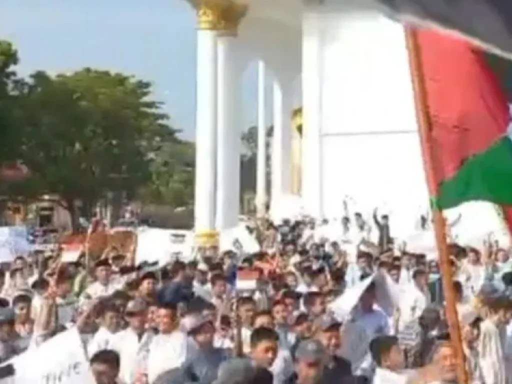 Dukung Palestina, Ribuan Siswa SMKN 2 Garut Gelar Aksi Damai