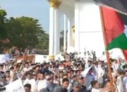 Dukung Palestina, Ribuan Siswa SMKN 2 Garut Gelar Aksi Damai