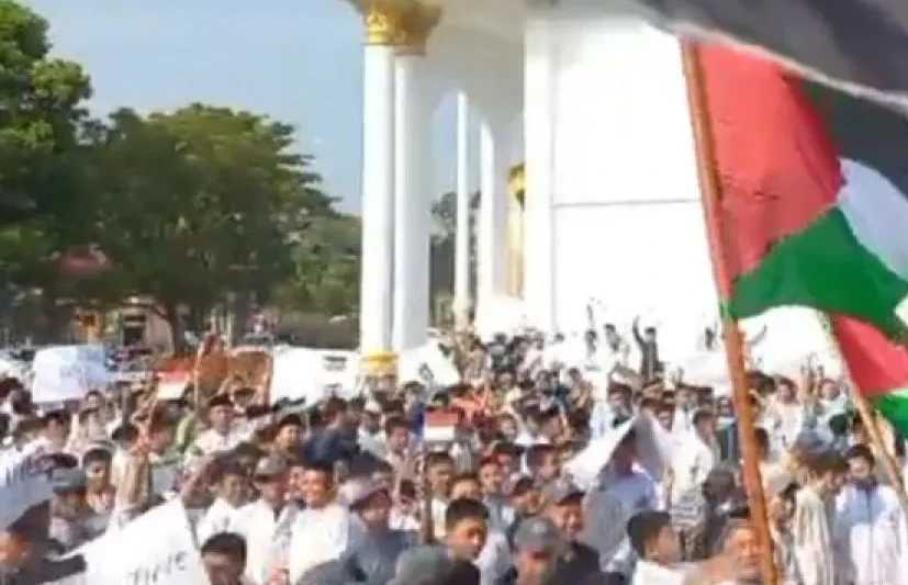 Dukung Palestina, Ribuan Siswa SMKN 2 Garut Gelar Aksi Damai