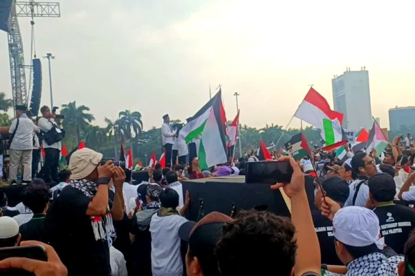 Hari Ini, Massa Aksi Bela Palestina Padati Kawasan Monas