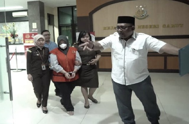 Mantan Kades Buronan Korupsi Kejari Garut Ditangkap Di Hotel Oyo Semarang