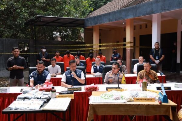 Polri Berhasil Ungkap Tindak Pidana Narkoba Dengan Modus “Happy Water” dan “Keripik Pisang Narkotika”