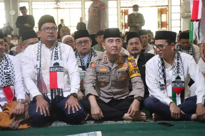 Kapolres Garut Hadiri Giat Doa Bersama dan Istighosah Untuk Palestina