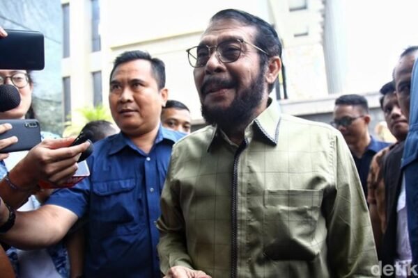 Terbukti Lakukan Pelanggaran Kode Etik, MKMK Berhentikan Anwar Usman dari Ketua MK