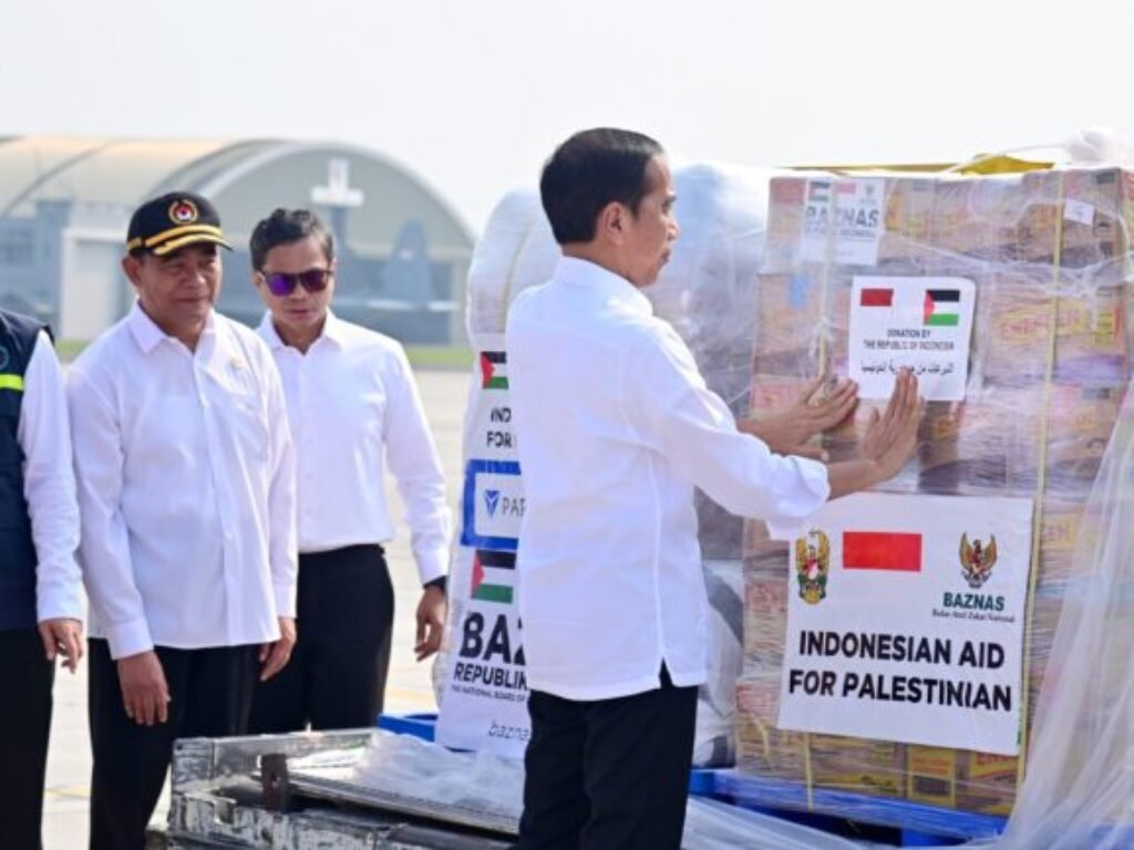 Presiden Jokowi Lepas Bantuan Kemanusiaan Tahap Dua Untuk Palestina