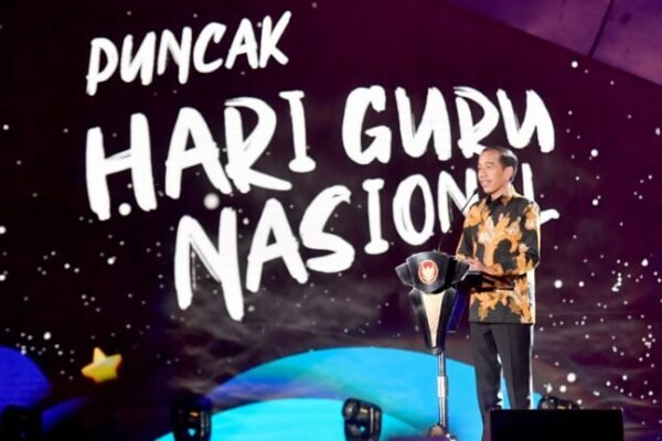 Jokowi: Saya Bisa Jadi Presiden karena Guru