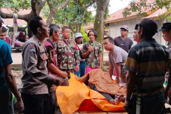 Seorang Pria Ditemukan Tak Bernyawa di Tempat Pemancingan Sukasari Purwakarta