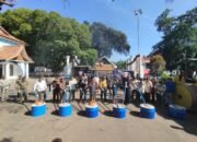 Secara Simbolis, Jutaan Batang Rokok Dan Ribuan Liter Miras di Garut Dimusnahkan