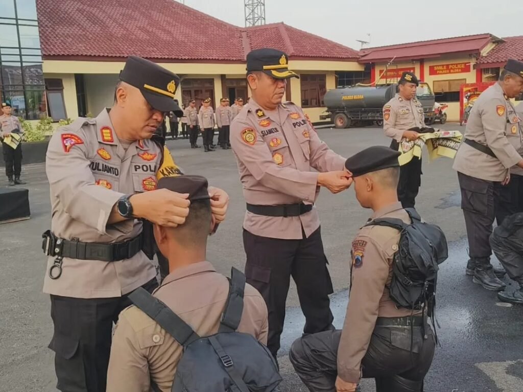 Pembinaan Tradisi Bintara Remaja Polres Blora