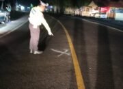 Polisi Cek TKP Kecelakaan Motor Dan Mobil Di Jalan Raya Bandrek Lewo