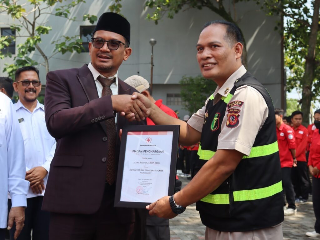 Alhamdulillah, Polres Garut Sabet Penghargaan Kelompok Donor Darah Terbaik