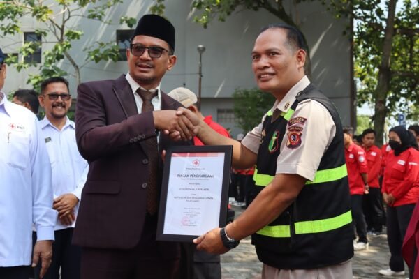 Alhamdulillah, Polres Garut Sabet Penghargaan Kelompok Donor Darah Terbaik