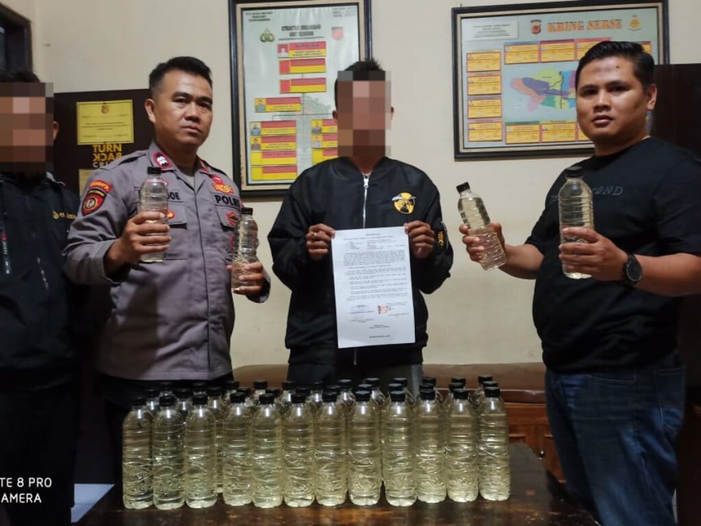 Jelang Malam Tahun Baru, Polsek Kadungora Gencar Lakukan Operasi Pekat Miras