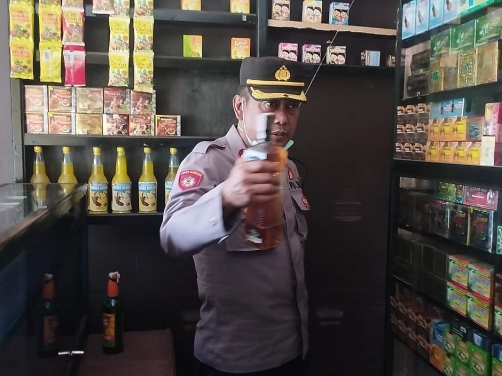 Jelang Pergantian Tahun Baru, Polsek Cilawu Gencar Berantas Miras