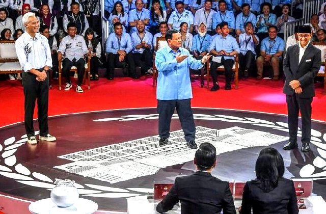 Debat Capres 2024 Perdana dan Tanggapan dari Para Pakar