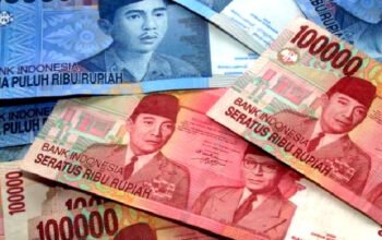 Eks Komisioner KPK Saut Sitomorang minta pemerintah usut tuntas temuan PPATK soal aliran dana kampanye dari pinjaman BPR dan tambang ilegal.