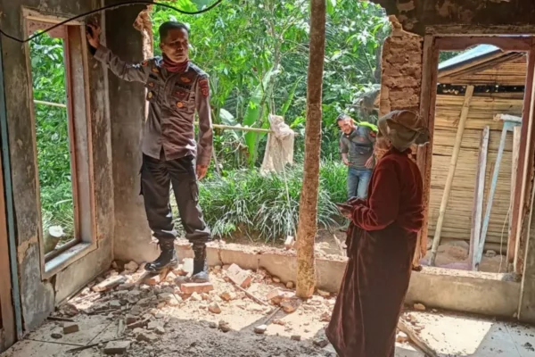 Gempa Bumi di Pangandaran Sebabkan Satu Rumah Warga di Garut Rusak