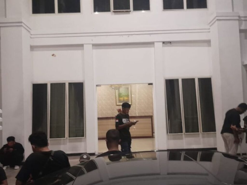 Terkait OTT, KPK Geledah Kediaman Gubernur Maluku Utara