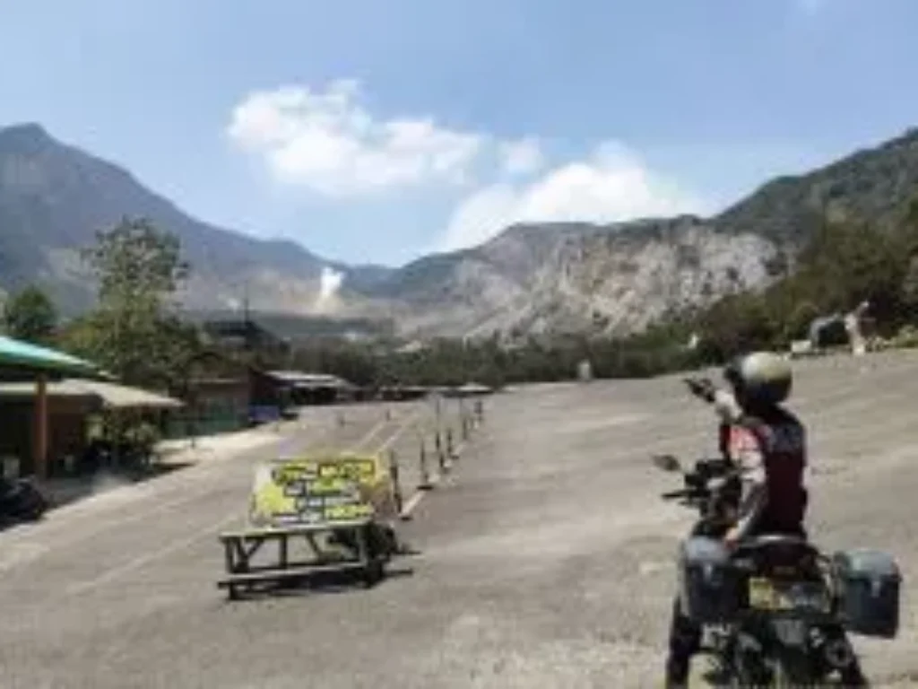 Sempat Ditutup, Wisata Pendakian Gunung di Garut Dibuka Kembali Untuk Umum Seiring Libur Nataru