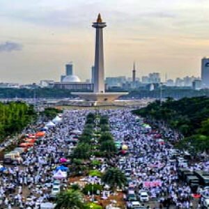Hari Ini, Ribuan Peserta Aksi Munajat Kubro 212 Padati Monas