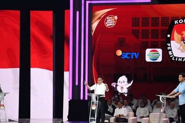 Inilah Penilaian Pengamat Komunikasi Politik Terhadap Debat ke Empat Cawapres 2024