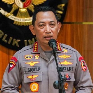 7298Dukung Liga 1 Bergulir Kapolri Pastikan Pengamanan Liga 1 Maksimal