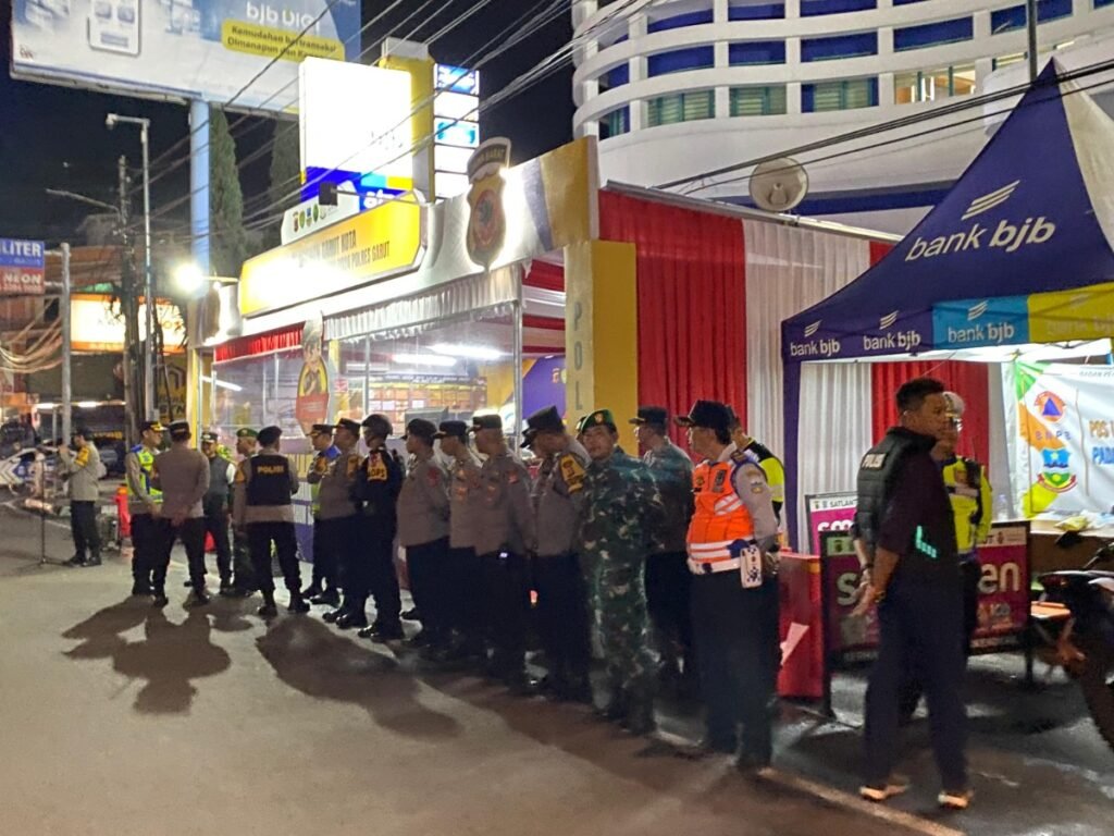 Polres Garut Berlakukan Car Free Night