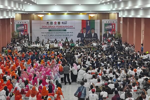 Anies Baswedan Sapa Warga Tasikmalaya Di Pondok Pesantren Cipasung